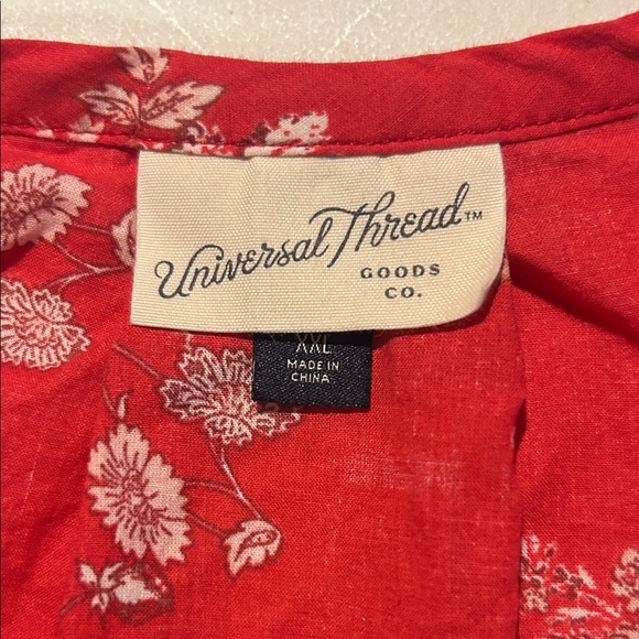 Universal Thread Red Floral Blouse - Picture 2 of 5
